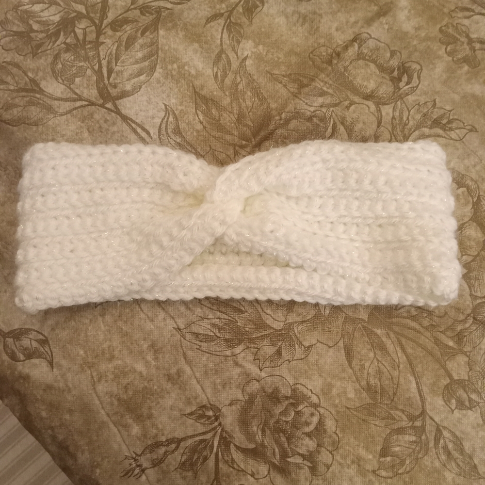 NWT Adult crochet white and shimmer headband